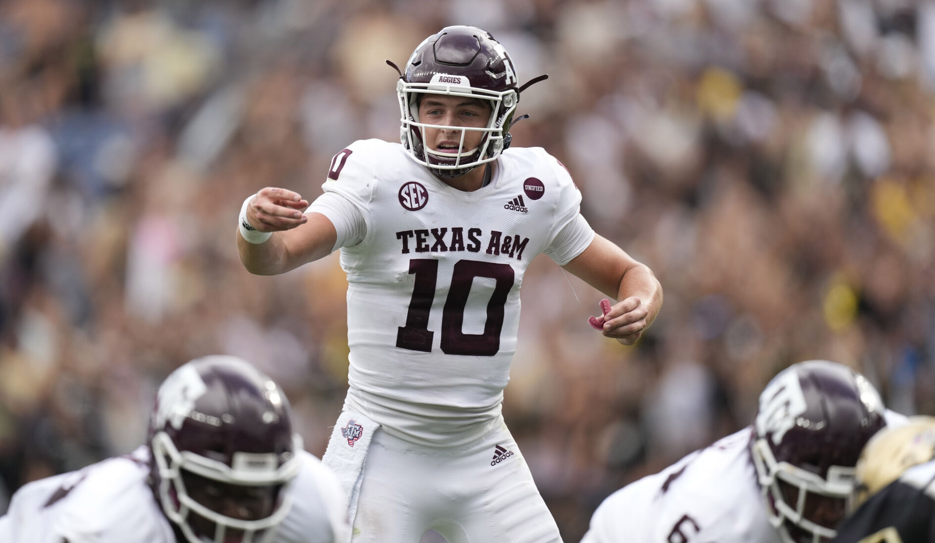 Texas A M Colorado Football calzada second half